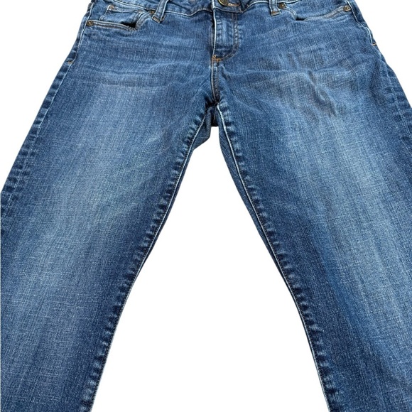 Kut From The Kloth Women’s Size 10 Raw Ankle Hem Light Wash Distressed  Jeans - Picture 5 of 10